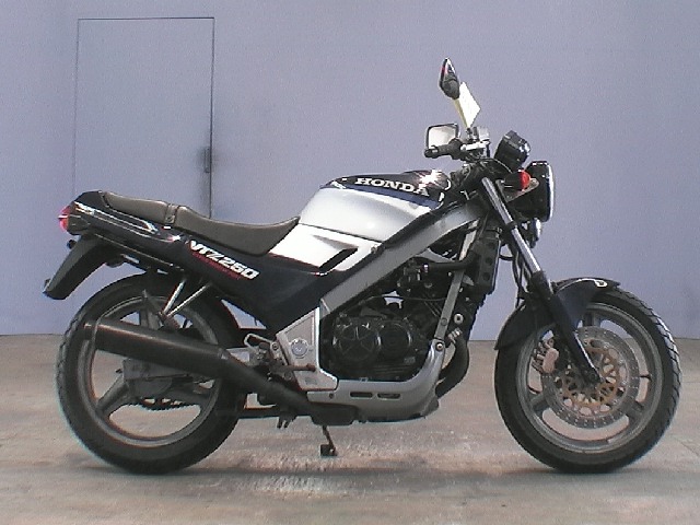 FIGHTER VTZ250〔(MC-15〕用 テールカウル - F-AUTO